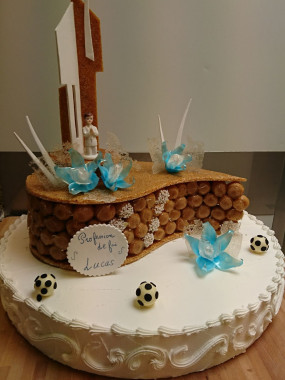 Croquembouche communion  (4 choux par pers) n° 3