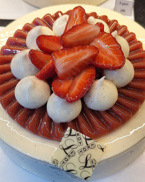 VELOUR DE FRAISE 8 PERS