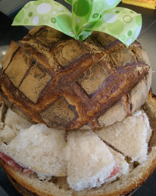 Pain surprise gros garni ( environ 44 pcs )