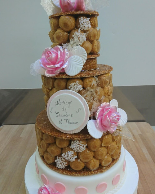 Croquembouche mariage (4 choux par pers) n° 8