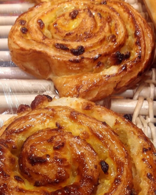 Pain aux raisins