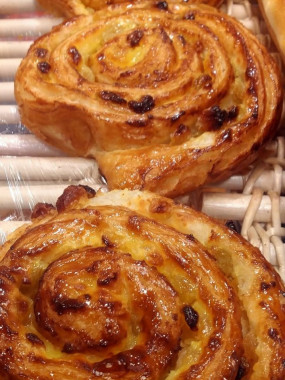 Pain aux raisins