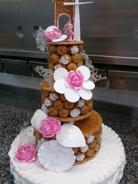 Croquembouche (4 choux par pers) 